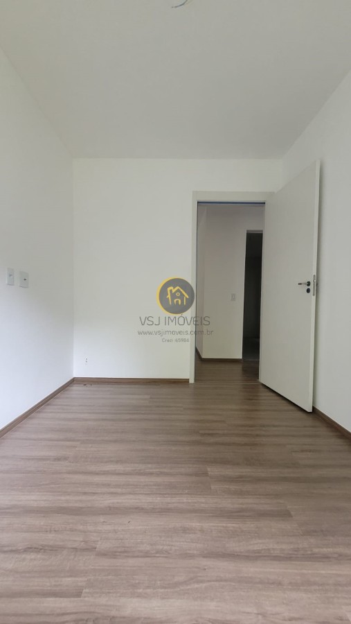 Apartamento à venda com 2 quartos, 58m² - Foto 3