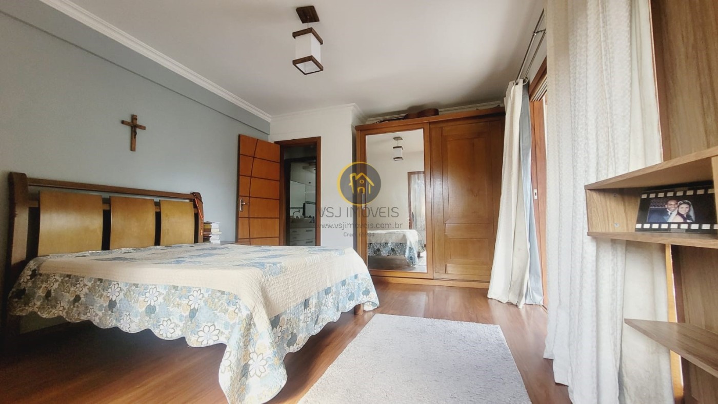 Casa à venda com 3 quartos, 219m² - Foto 18