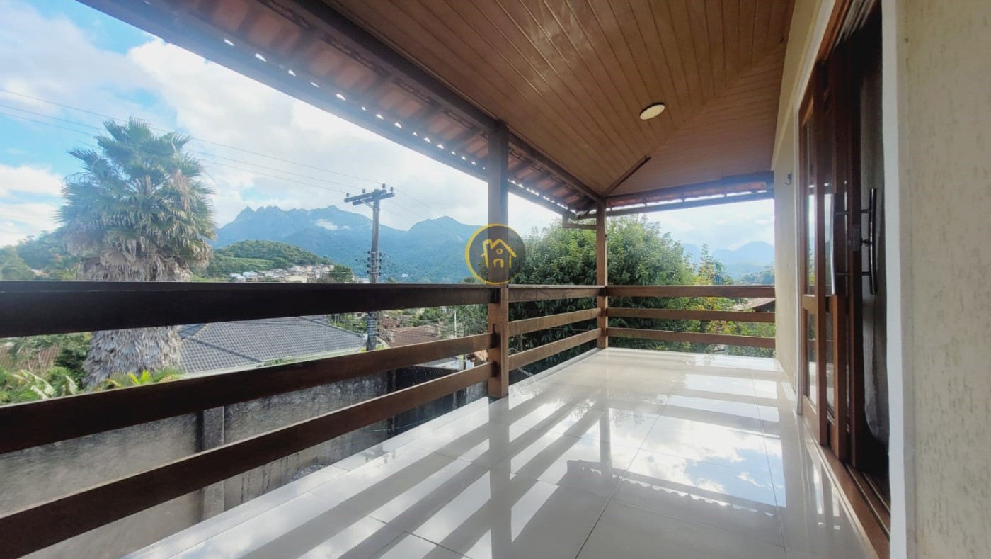 Casa à venda com 3 quartos, 219m² - Foto 20