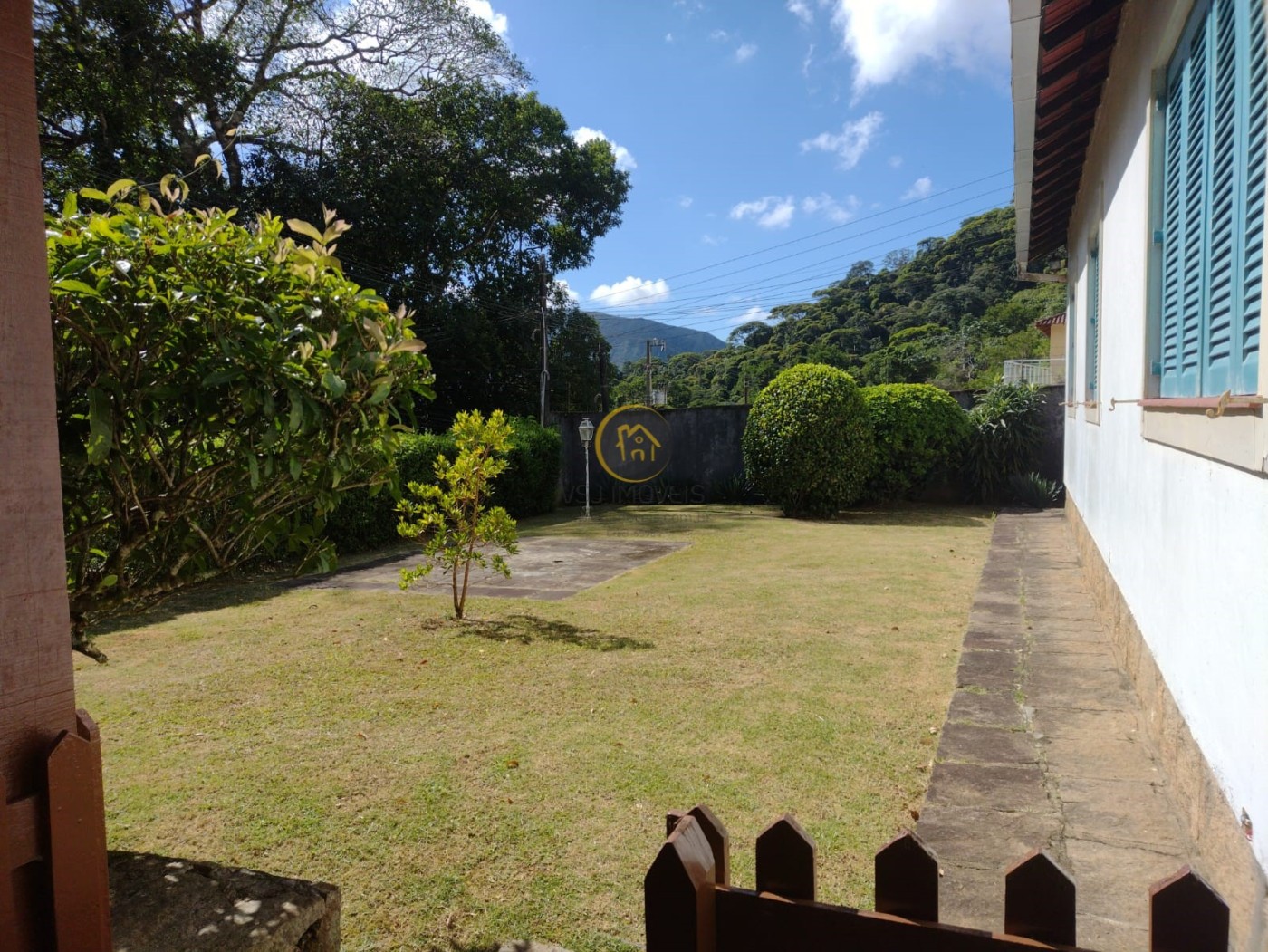 Casa à venda com 2 quartos, 350m² - Foto 7