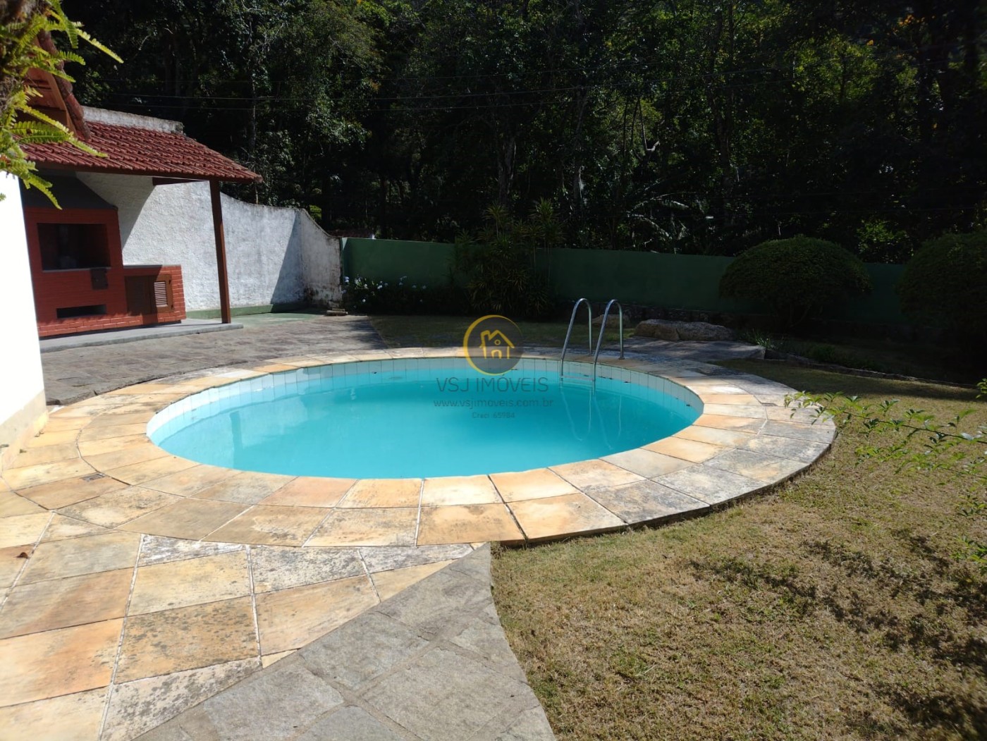 Casa à venda com 2 quartos, 350m² - Foto 9