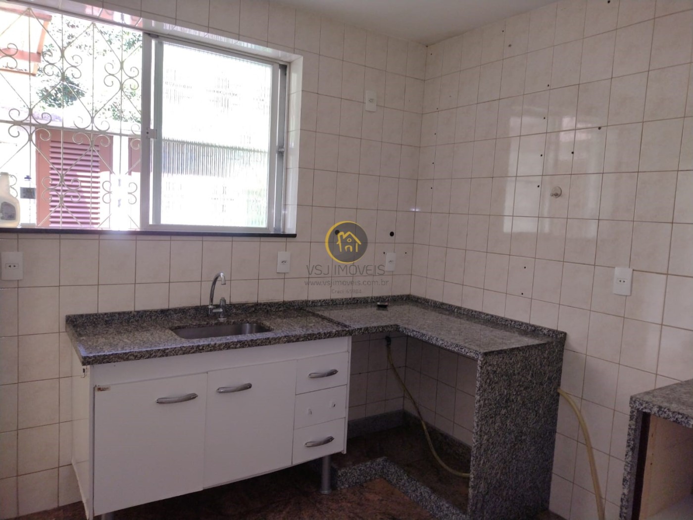 Casa à venda com 2 quartos, 350m² - Foto 15